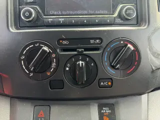 Nissan NV200 2018 S 4 puertas Carga Minivan