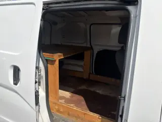Nissan NV200 2018 S 4 puertas Carga Minivan
