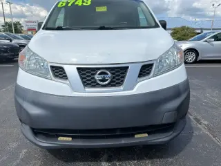 Nissan NV200 2018 S 4 puertas Carga Minivan