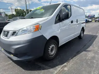 Nissan NV200 2018 S 4 puertas Carga Minivan