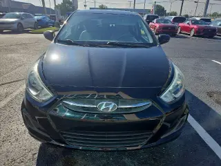 Hyundai ACCENT 2015 GS 4 puertas Hatchback
