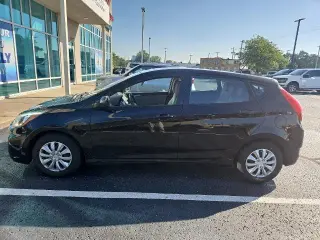 Hyundai ACCENT 2015 GS 4 puertas Hatchback