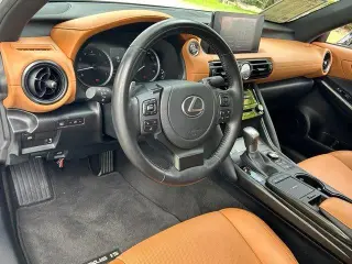 Lexus IS 350 2024 F SPORT Design 4 puertas Sedan