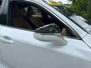 Lexus IS 350 2024 F SPORT Design 4 puertas Sedan