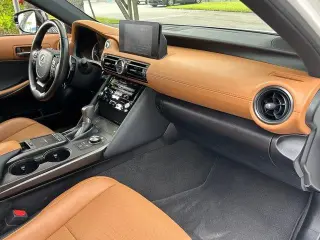 Lexus IS 350 2024 F SPORT Design 4 puertas Sedan