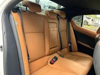 Lexus IS 350 2024 F SPORT Design 4 puertas Sedan