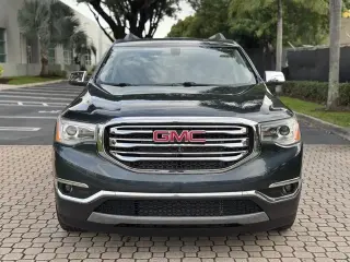 🚘*GMC Acadia SLE 2019*