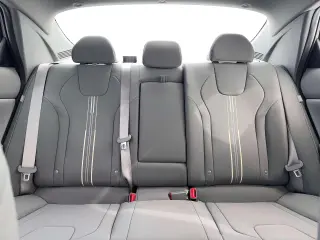 Hyundai ELANTRA 2026 SEL Sport Premium 4 puertas Sedan