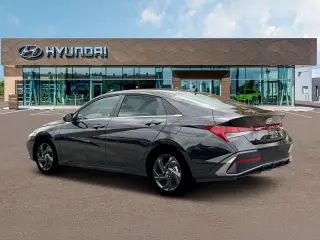 Hyundai ELANTRA 2026 SEL Sport Premium 4 puertas Sedan