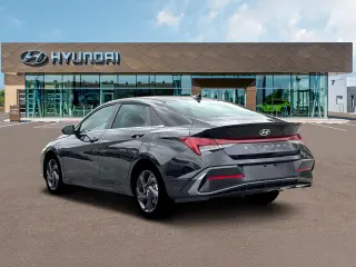 Hyundai ELANTRA 2026 SEL Sport Premium 4 puertas Sedan