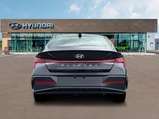 Hyundai ELANTRA 2026 SEL Sport Premium 4 puertas Sedan