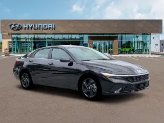 Hyundai ELANTRA 2026 SEL Sport Premium 4 puertas Sedan