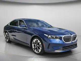 Serie 5 BMW 2024 530i Sedan 4 puertas