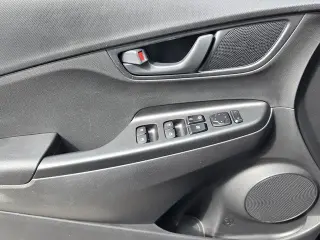 Hyundai KONA 2023 SEL 4 puertas Crossover