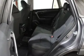 Toyota RAV4 Híbrido 2024 AWD LE 4 puertas SUV