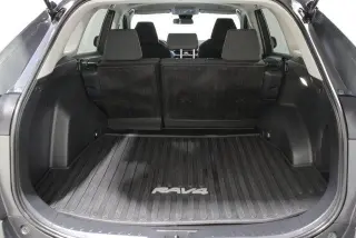 Toyota RAV4 Híbrido 2024 AWD LE 4 puertas SUV