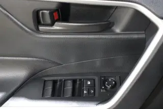 Toyota RAV4 Híbrido 2024 AWD LE 4 puertas SUV