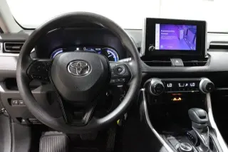 Toyota RAV4 Híbrido 2024 AWD LE 4 puertas SUV