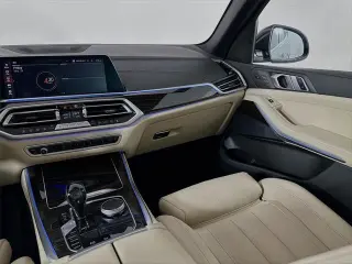 Vehículo de Actividad Deportiva BMW X5 2021 AWD xDrive40i 4 puertas