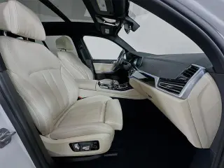 Vehículo de Actividad Deportiva BMW X5 2021 AWD xDrive40i 4 puertas