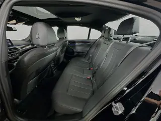 Serie 5 BMW 2023 AWD 530i xDrive 4 puertas Sedán