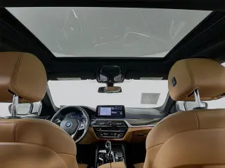 Serie 5 BMW 2023 AWD 530i xDrive 4 puertas Sedan