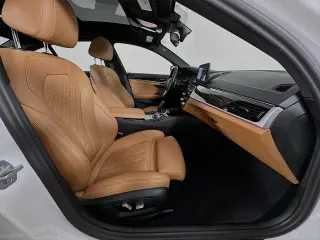 Serie 5 BMW 2023 AWD 530i xDrive 4 puertas Sedan