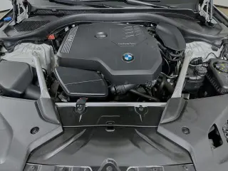 Serie 5 BMW 2023 AWD 530i xDrive 4 puertas Sedan