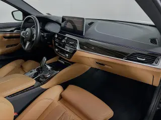 BMW Serie 5 2023 AWD 530e xDrive 4 puertas Sedan