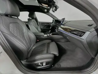 Serie 5 BMW 2023 AWD 530i xDrive 4 puertas Sedan