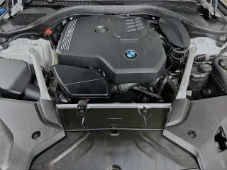 Serie 5 BMW 2023 AWD 530i xDrive 4 puertas Sedan