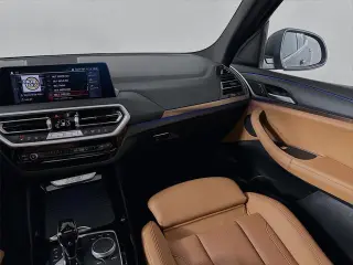BMW X3 2024 AWD xDrive30i 4 puertas Vehículo de Actividad Deportiva