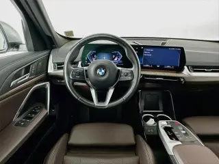 Vehículo de Actividad Deportiva BMW X1 2023 AWD xDrive28i 4 puertas