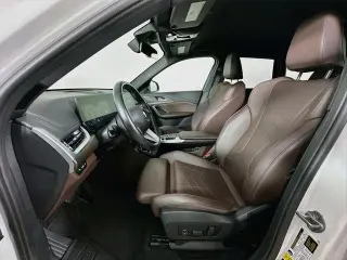 Vehículo de Actividad Deportiva BMW X1 2023 AWD xDrive28i 4 puertas