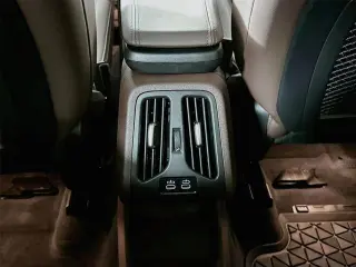 Vehículo de Actividad Deportiva BMW X1 2023 AWD xDrive28i 4 puertas