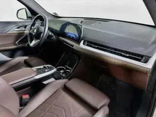 Vehículo de Actividad Deportiva BMW X1 2023 AWD xDrive28i 4 puertas