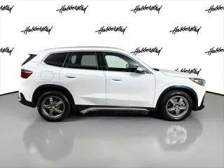 Vehículo de Actividad Deportiva BMW X1 2023 AWD xDrive28i 4 puertas
