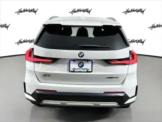 Vehículo de Actividad Deportiva BMW X1 2023 AWD xDrive28i 4 puertas
