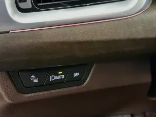 Vehículo de Actividad Deportiva BMW X1 2023 AWD xDrive28i 4 puertas