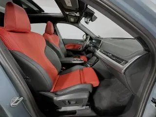 BMW X1 2023 AWD xDrive28i Vehículo de Actividad Deportiva 4 puertas