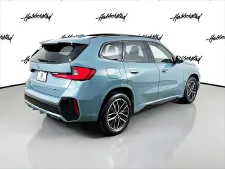 BMW X1 2023 AWD xDrive28i Vehículo de Actividad Deportiva 4 puertas