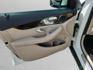 Mercedes-Benz GLC 2020 GLC 300 4 puertas SUV
