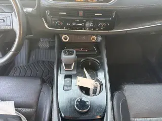 Nissan Rogue 2022 AWD Platinum 4 puertas Crossover