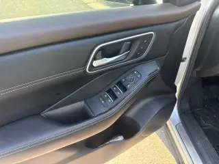 Nissan Rogue 2022 AWD Platinum 4 puertas Crossover