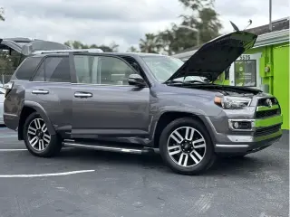 Toyota 4Runner Limited
