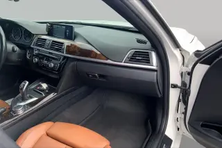 BMW Serie 3 2016 328i 4 puertas Sedan SULEV