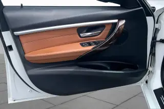 BMW Serie 3 2016 328i 4 puertas Sedan SULEV