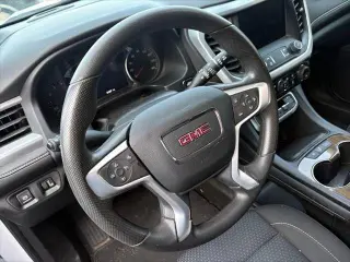 GMC Acadia 2023 4x4 SLE 4 puertas SUV