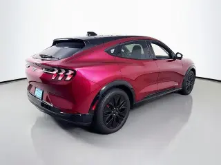 Ford Mustang Mach-E 2025 AWD Premium 4 puertas SUV