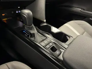 Toyota Camry 2025 SE 4dr Sedan